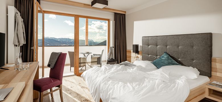 Panorama Hotel Huberhof: Room Alp View image #1