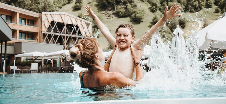 Feuerstein Nature Family Resort: summer fairy tale