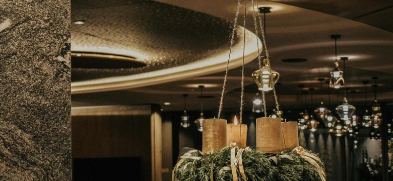 Hotel Bad Fallenbach: Glittering Christmas Magic 4=3