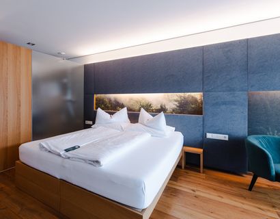 Sonne Mellau – Feel good Hotel: Doppelzimmer Hangspitze und Kanisfluh