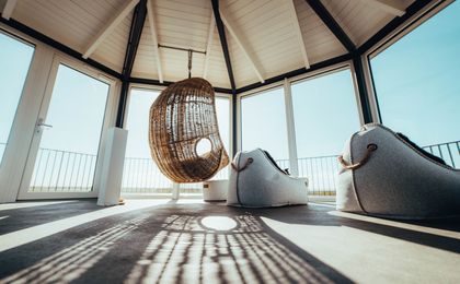 LUNDENBERGSAND North Sea Hideaway and Spa - Hanging chair