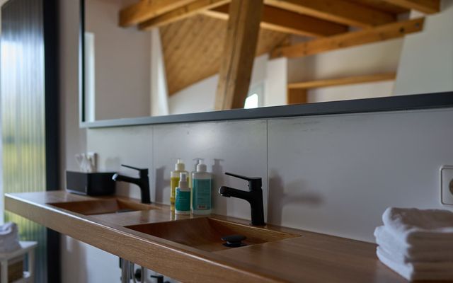 Biohotel zur scheunenwiritin Weisse Eule geteiltes Badezimmer 1.OG