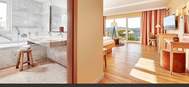 Hotel Kronelamm im Schwarzwald: Deluxe im Haupthaus image #2