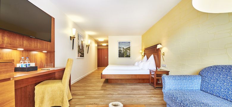 Hotel Kronelamm im Schwarzwald: Doppelzimmer Buwinghausen im Haupthaus image #5