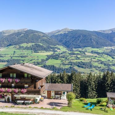 Außen Sommer 2, Bauernhaus Umbichl, Uttendorf, Pinzgau, Salzburg, Österreich