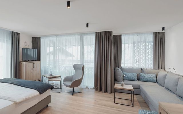 Weitblick, Design und Geborgenheit: Die Suite der HOCHKÖNIGIN in Maria Alm verbindet modernes Interior mit alpinem Charme.Viel Platz zum Durchatmen, Träumen und Wohlfühlen.
