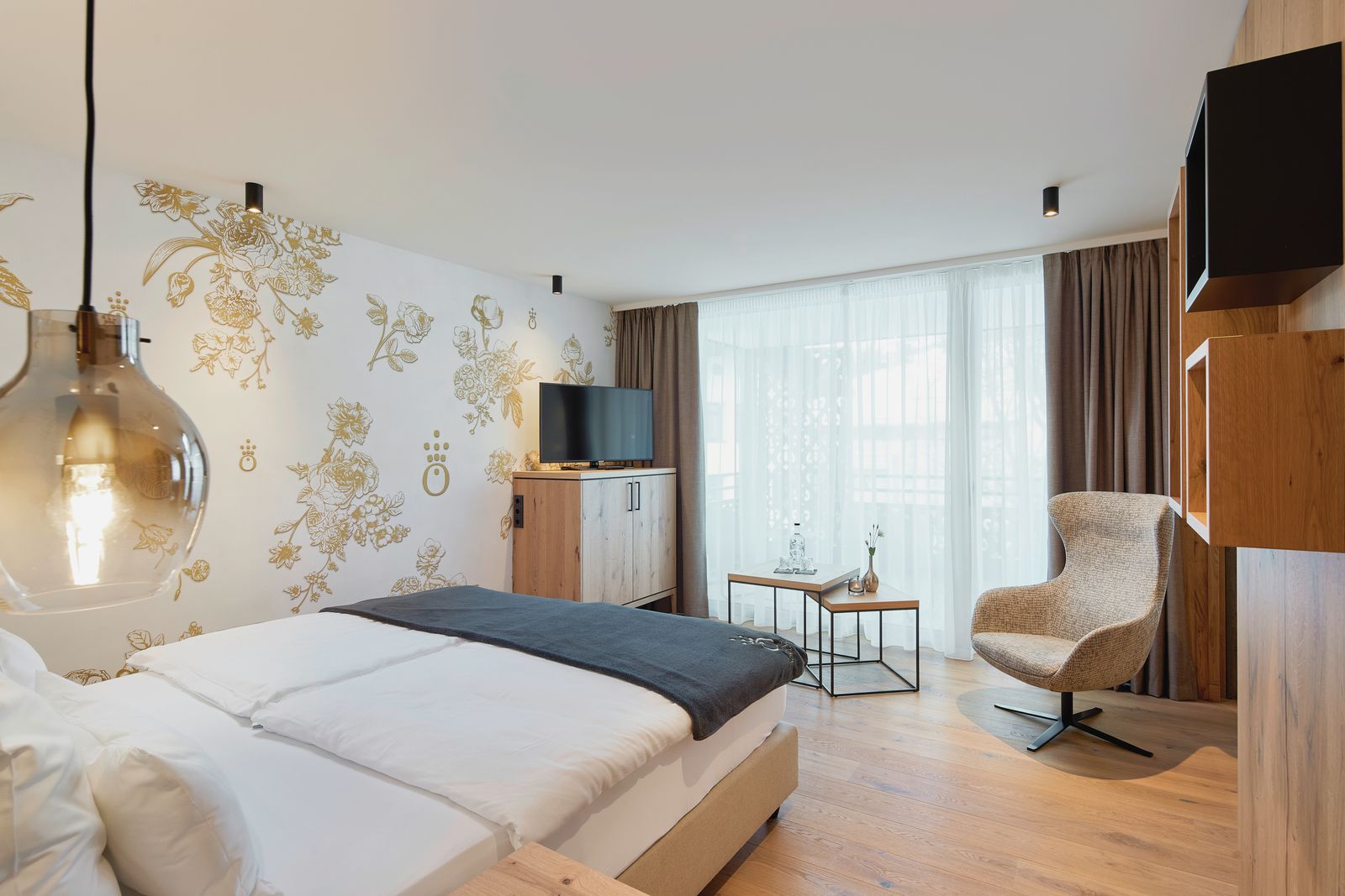 SuitePREMIUM Suite image 1 - die HOCHKÖNIGIN Mountain Resort