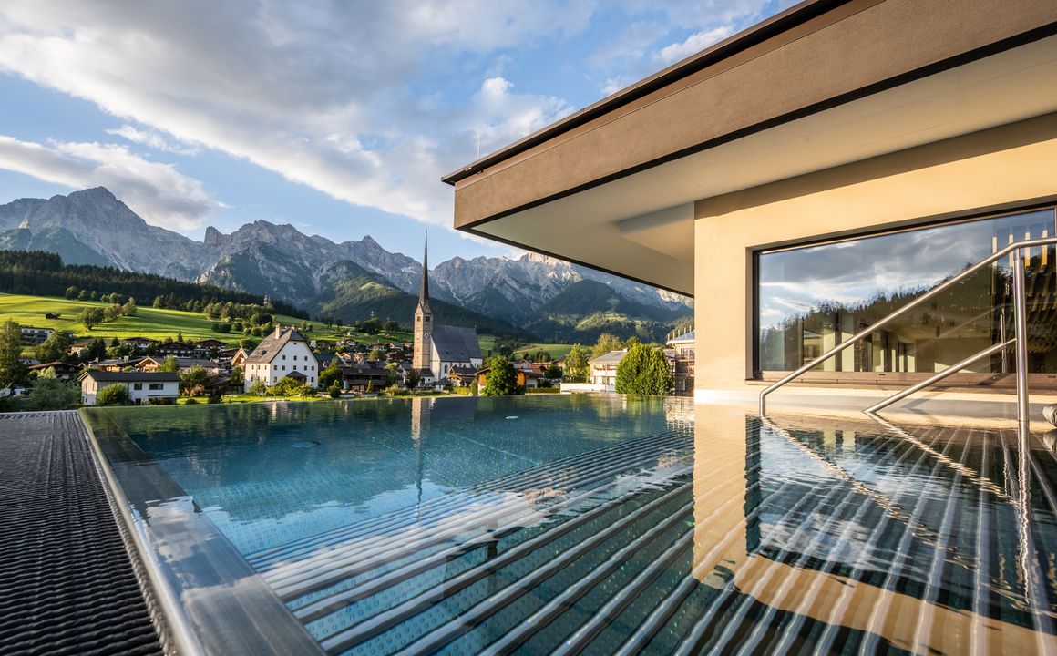 die HOCHKÖNIGIN - Mountain Resort in Maria Alm, Salzburg, Austria - image #1