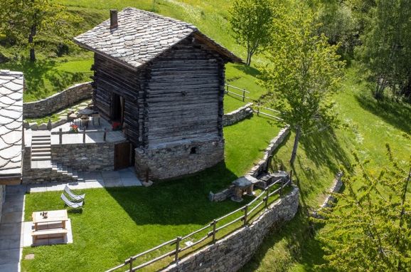 Outside Summer 1 - Main Image, Chalet les Combes, Introd, Aostatal, Aosta Valley, Italy