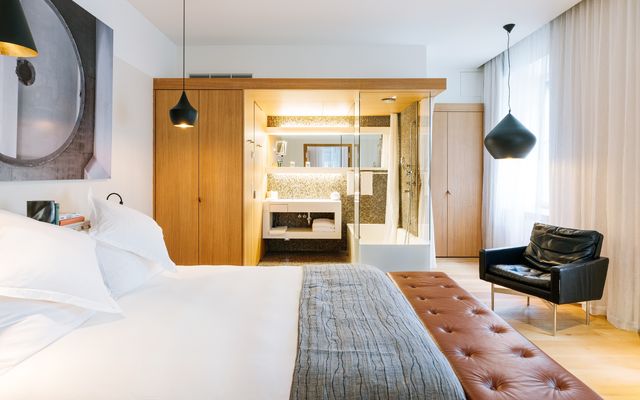 Hotel Room: Junior Suite - B2 Hotel