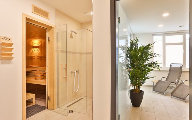 Relaxbereich der Gemeinschaftsauna im Nebengebäude