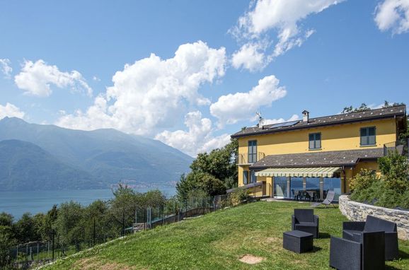 Outside Summer 1 - Main Image, Casa Lacum Lux, Varenna, Comer See, Lombardy, Italy