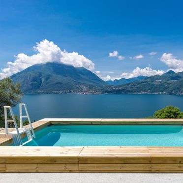 Außen Sommer 3, Casa Lacum Lux, Varenna, Perledo, Lombardei, Italien