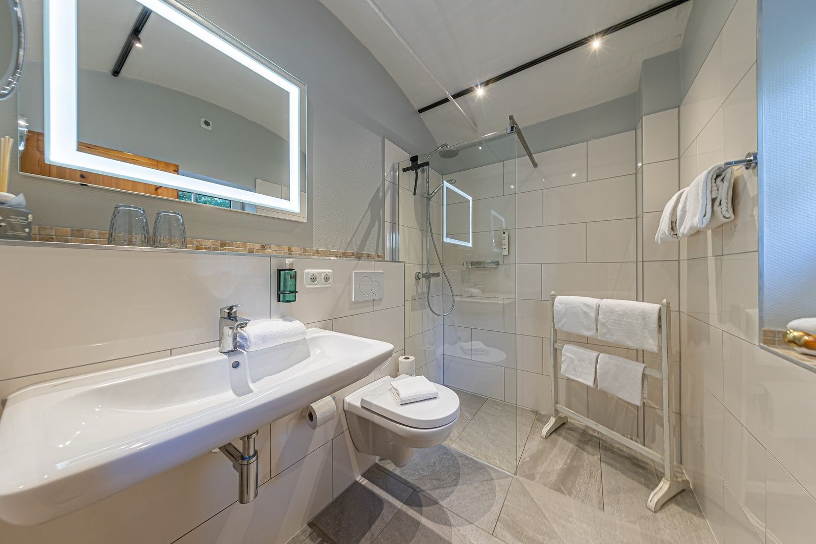 Ferienwohnung Nr. 7 mit Ostseeblick image 9 - Gut Oehe