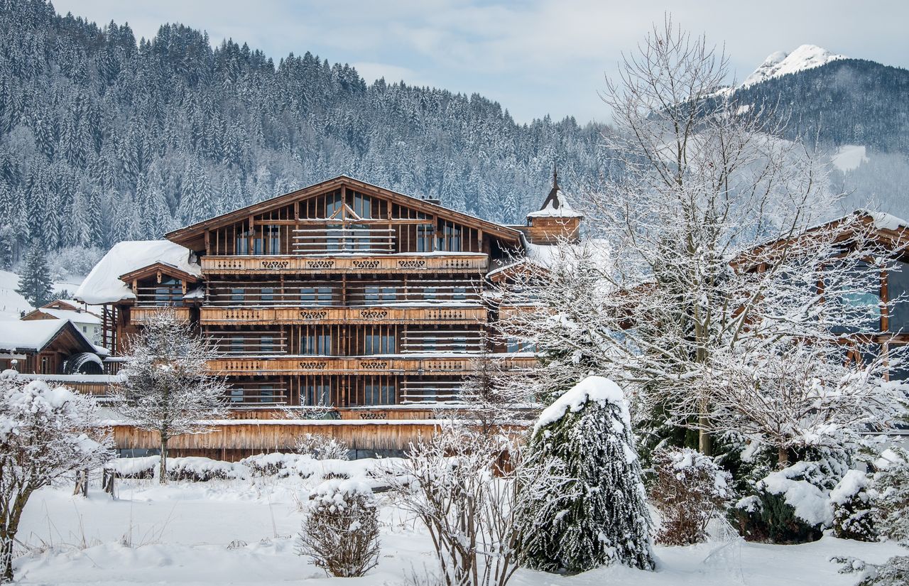 Teil des Hotels im Winter