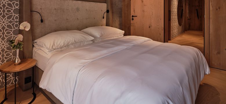 DAS EDELWEISS Salzburg Mountain Resort: Family Suite Superior image #2