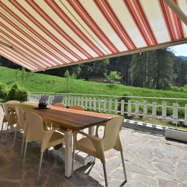 Außen Winter 6, Villa Lucia, Pellizzano, Trentino, Trentino-Südtirol, Italien