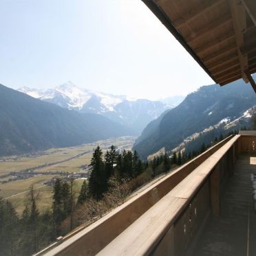 Außen Winter 27, Bauernhaus Lamplberg, Hippach, Zillertal, Tirol, Österreich