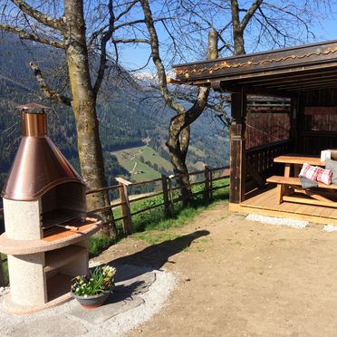 Terrasse mit Grillplatz, Bergchalet Heidialm, Zell am Ziller, Tirol, Tirol, Österreich