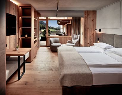 Vitalhotel Edelweiss: DZ Edelweiss Alpin Style mit Bergblick