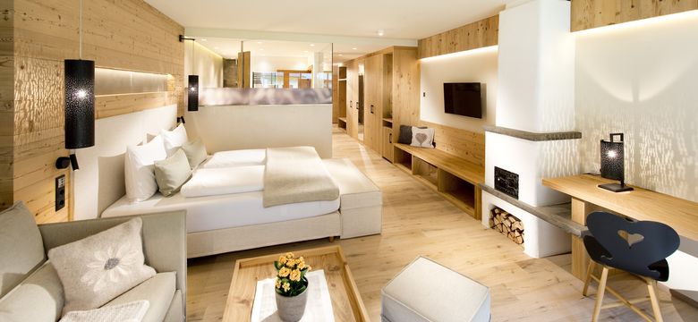 Vitalhotel Edelweiss: Landhaus Junior Suite mit extra Kinderzimmer image #1