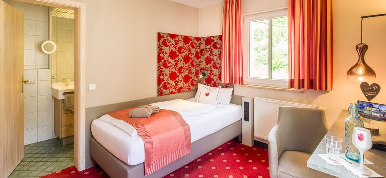 Landhaus Sponsel-Regus: Komfort-Einzelzimmer "Stammhaus" image #1