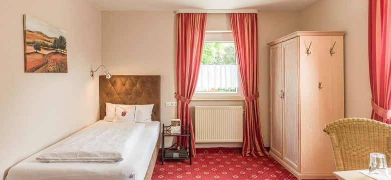 Landhaus Sponsel-Regus: Einzelzimmer "Gästehaus" image #1