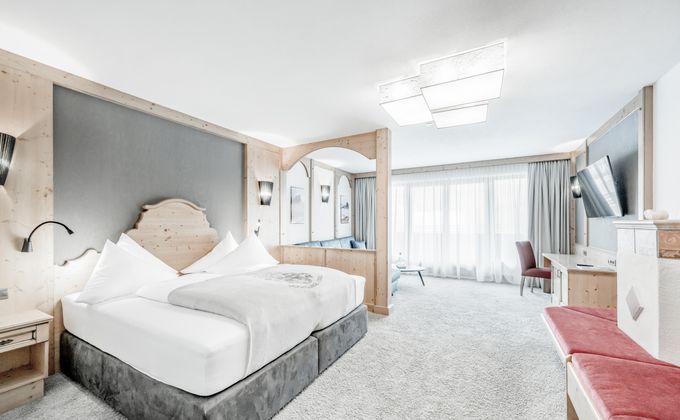 Hotel Room: Double Room "Schermerkar" - Ski | Golf | Wellness  Hotel Riml ****S