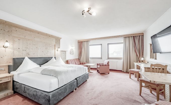 Hotel Zimmer: Doppelzimmer Talblick - Ski | Golf | Wellness  Hotel Riml ****S
