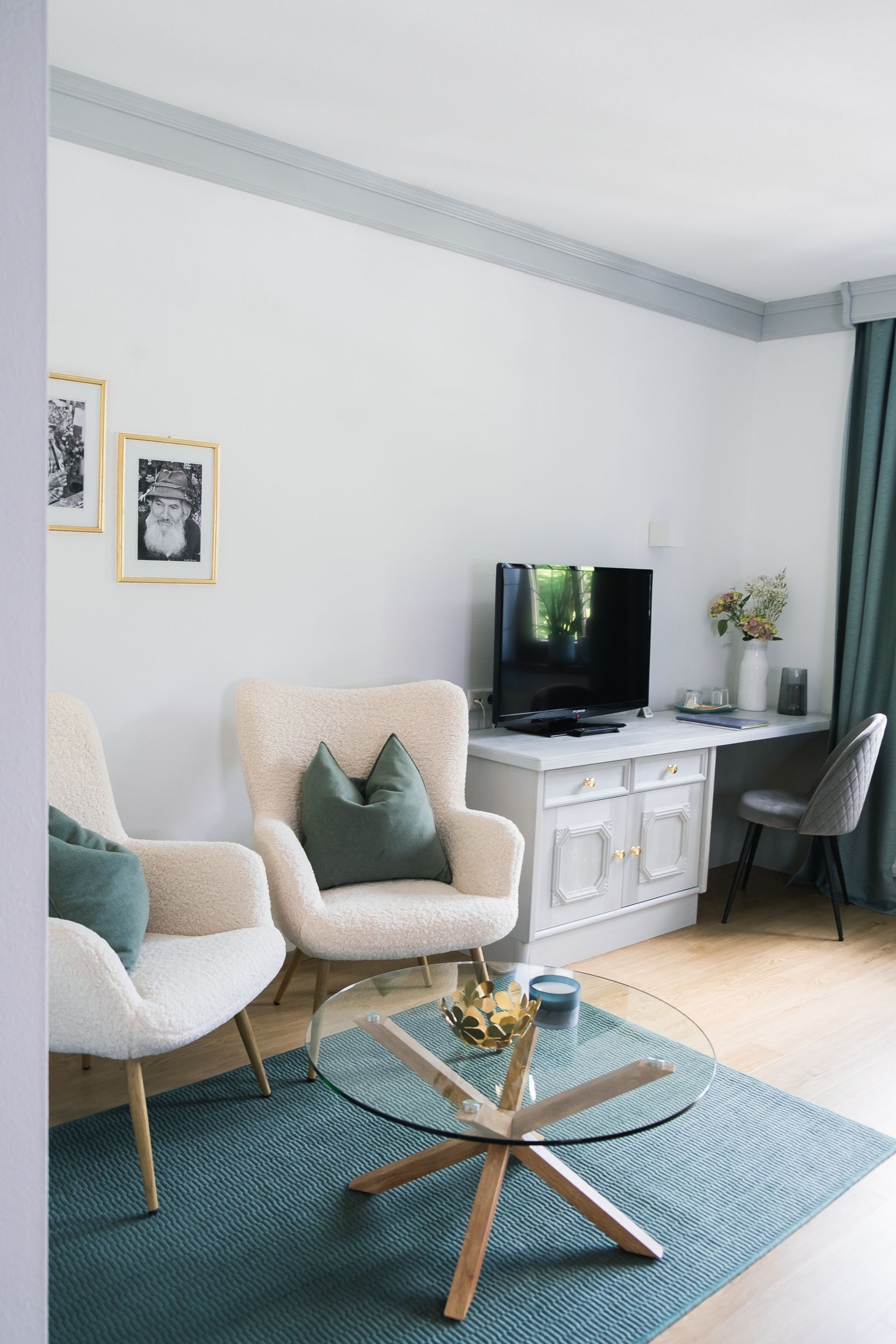 Doppelzimmer Balkon image 6 - Boutiquehotel Hubertushof | Bad Ischl | Österreich