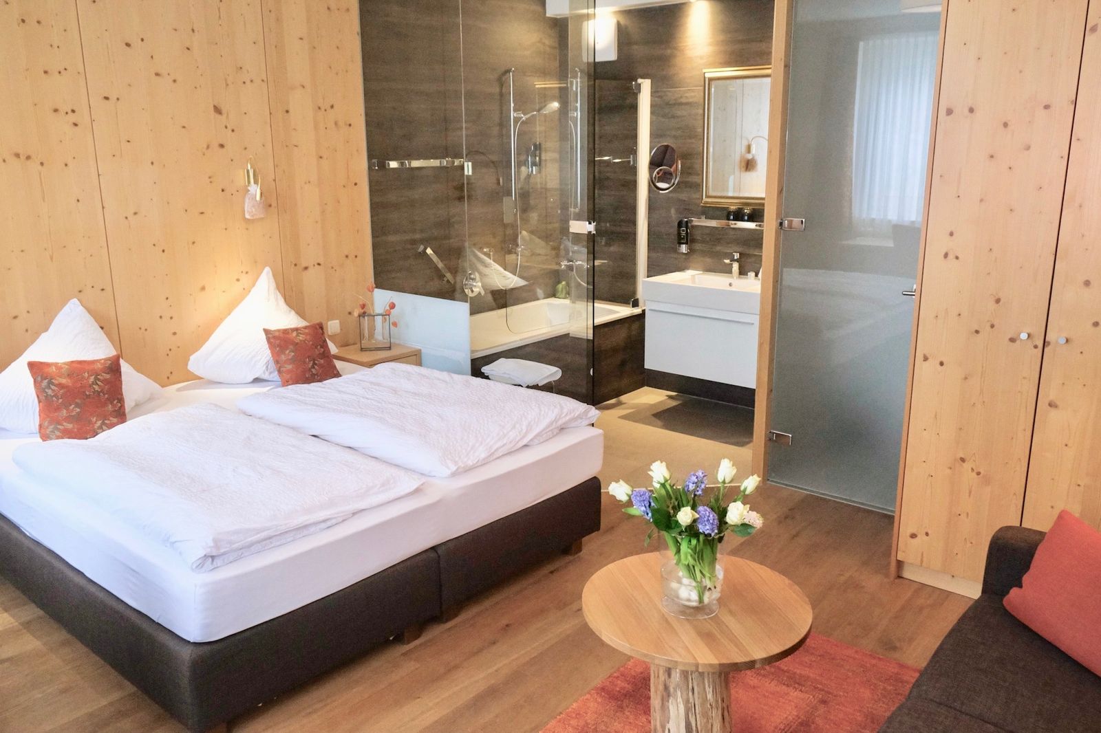 Doppelzimmer Deluxe image 1 - Boutiquehotel Hubertushof | Bad Ischl | Österreich
