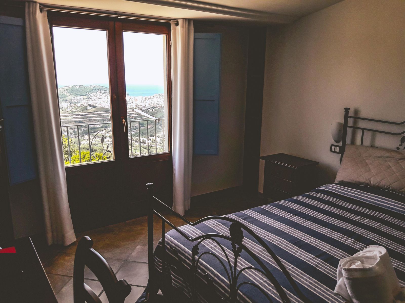 Dreibett Zimmer Agropoli  image 1 - La Civetta | Agropoli | Kampanien | Italien