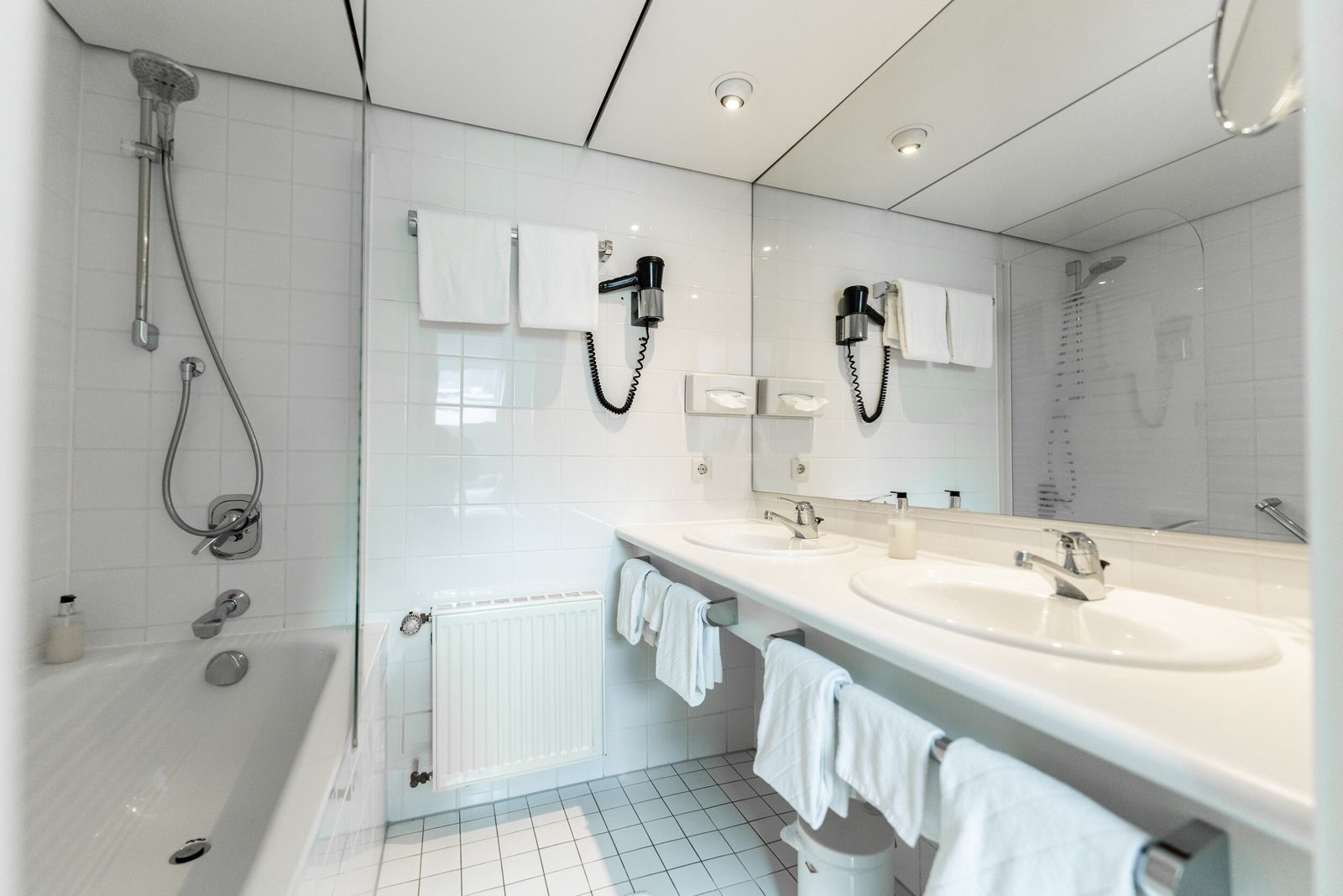 Klein - urig - Doppelzimmer image 4 - Hotel zum Ochsen | Schönwald | Baden Württemberg