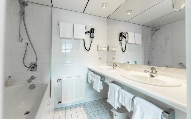 Klein - urig - Doppelzimmer image 4 - Hotel zum Ochsen | Schönwald | Baden Württemberg