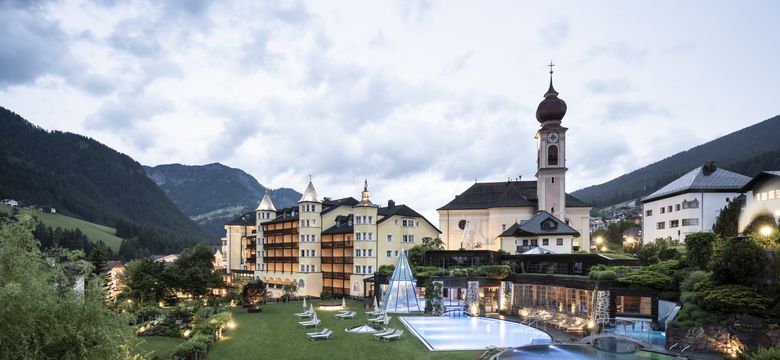 ADLER Spa Resort DOLOMITI: ADLER Friends Happy Family