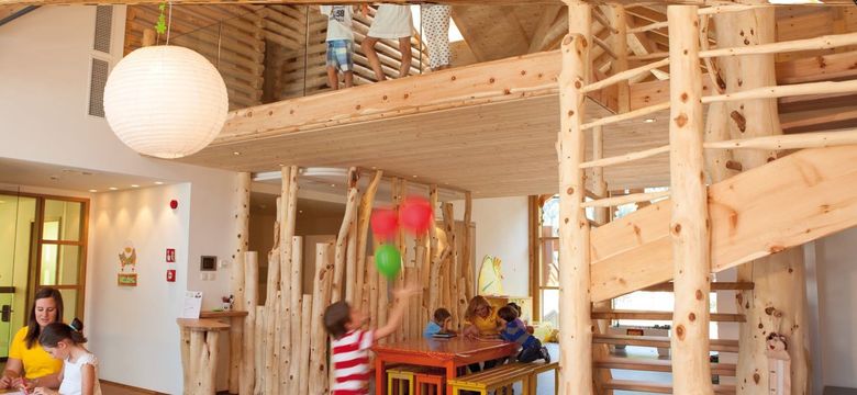 ADLER Spa Resort DOLOMITI: Happy Family