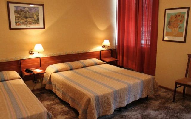 Dreibettzimmer image 1 - Hotel Milano | Triest | Italien