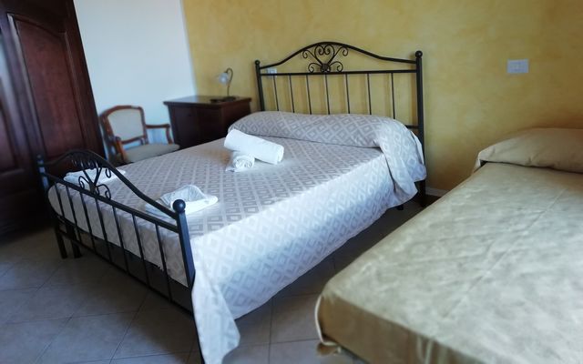 Accommodation Room/Apartment/Chalet: Family double room with extra bed