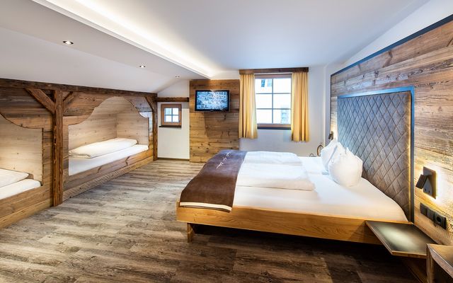 Családi szoba Superior Annexe image 3 - Motorrad - Skihotel Hotel | Post | Pfunds | Tirol | Austria