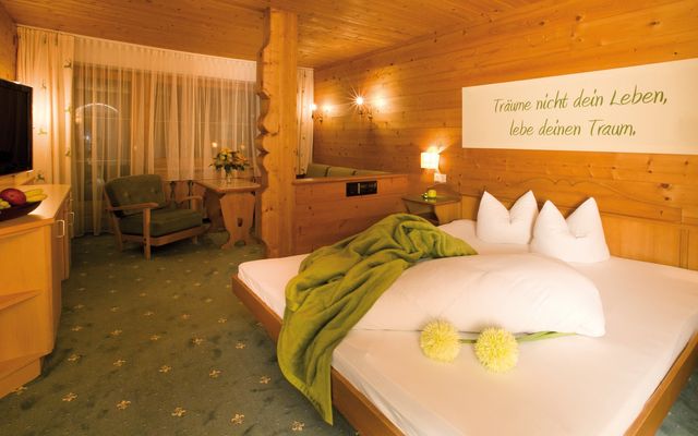 Kétágyas szoba Standard Dél image 1 - Motorrad - Skihotel Hotel | Post | Pfunds | Tirol | Austria