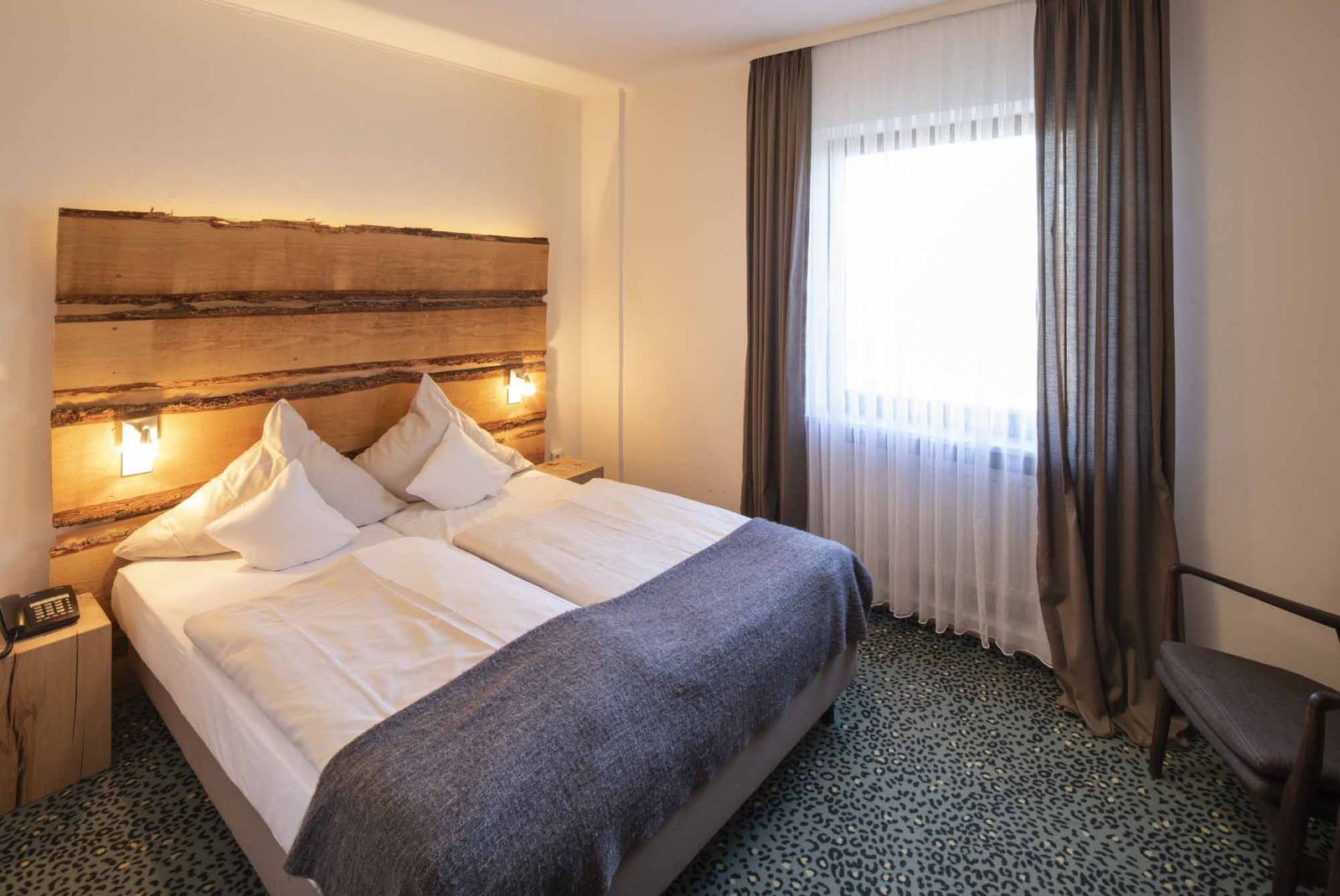 Landbursche image 1 - Buchnas Landhotel Saarschleife