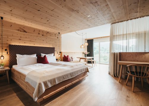 Swiss pine Suite Sunset (1/10) - Biohotel Rupertus