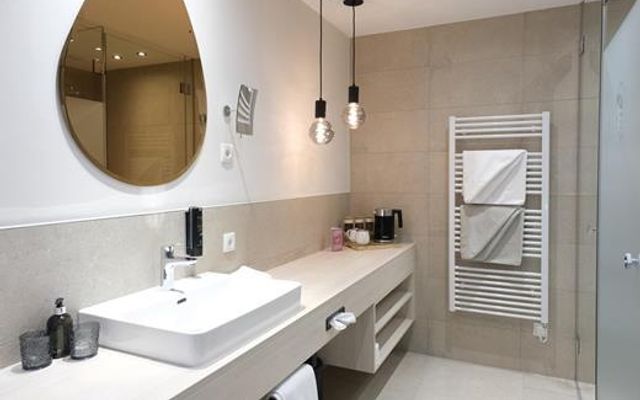 Doppelzimmer image 5 - Hotel die Arlbergerin | St.Anton a. Arlberg | Tirol | Austria