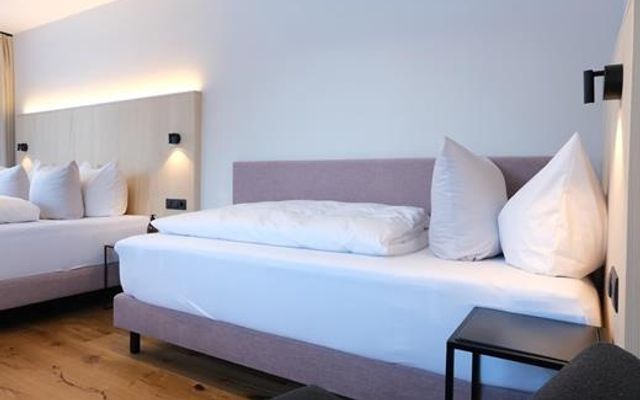  Doppelzimmer image 10 - Hotel die Arlbergerin | St.Anton a. Arlberg | Tirol | Austria
