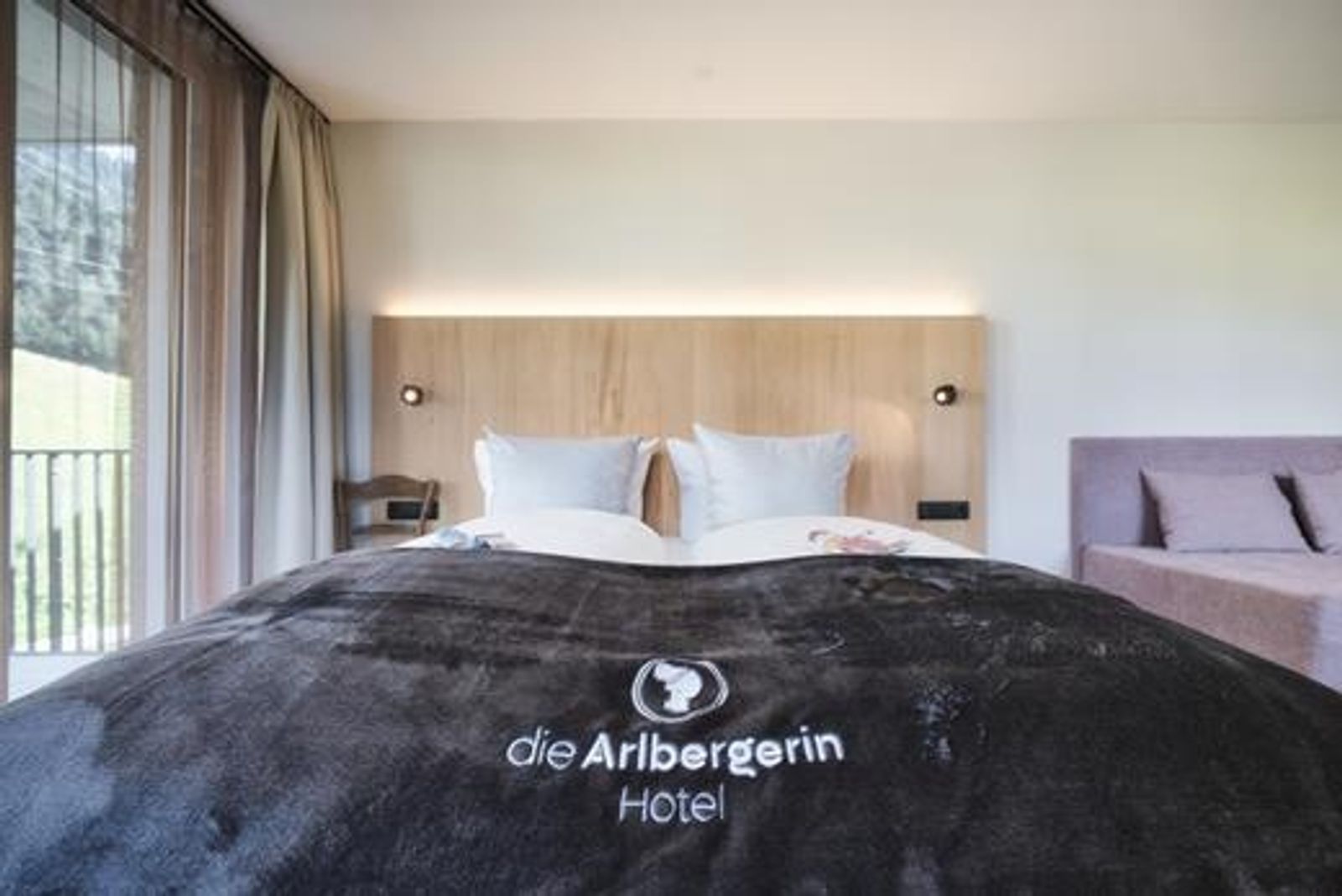  Doppelzimmer image 7 - Hotel die Arlbergerin | St.Anton a. Arlberg | Tirol | Austria