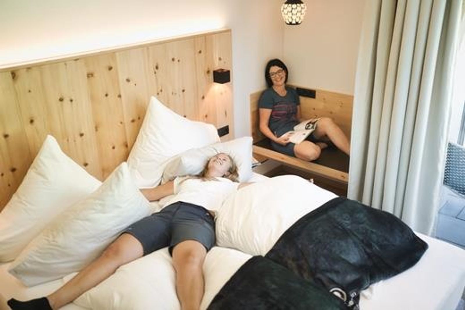  Doppelzimmer image 6 - Hotel die Arlbergerin | St.Anton a. Arlberg | Tirol | Austria
