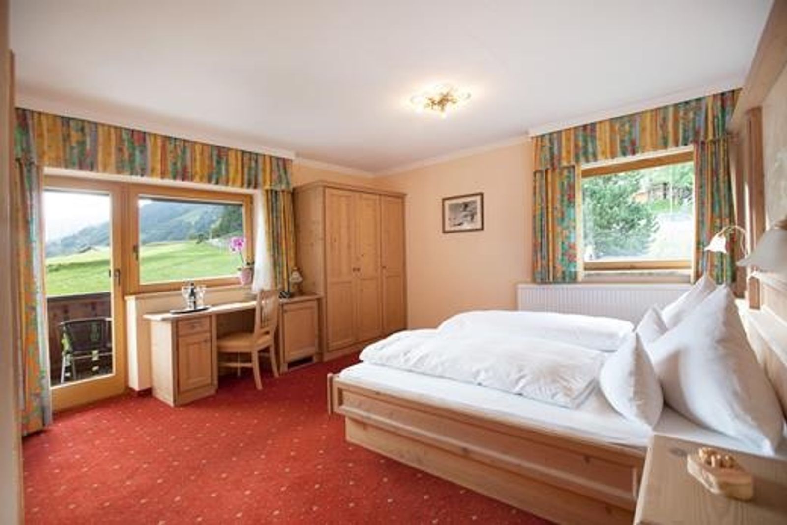 Doppelzimmer image 1 - Hotel die Arlbergerin | St.Anton a. Arlberg | Tirol | Austria