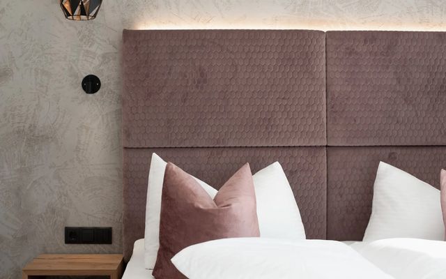 Unterkunft Zimmer/Appartement/Chalet: Sunshine Alpin Deluxe / Sunshine Alpin classic