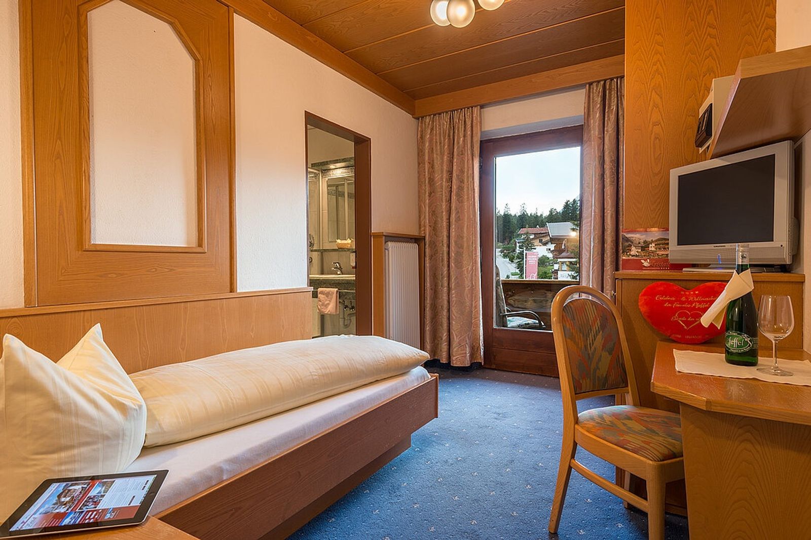 Einzelzimmer Tirol Pur  image 1 - Hotel Kristall | Leutasch | Tirol | Austria