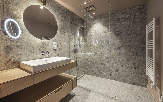 Suite Kristall  image 5 - Hotel Kristall | Leutasch | Tirol | Austria